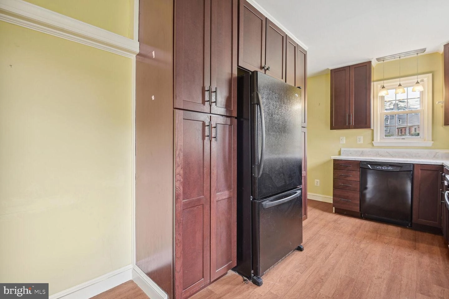 Kitchen - 804 Dryden St, Silver Spring, MD 20901 photo 3 of 4
