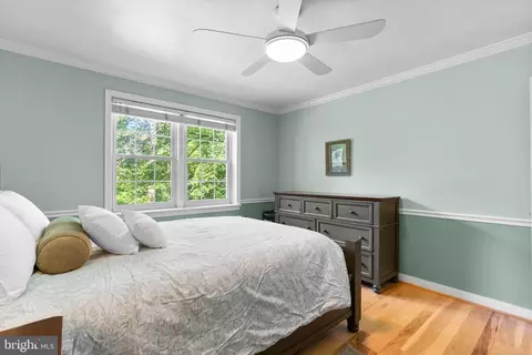 Bedroom - 2210 Washington Ave #101, Silver Spring, MD 20910 photo 5 of 6