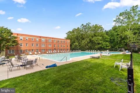 Exterior - 2210 Washington Ave #101, Silver Spring, MD 20910 photo 1 of 3