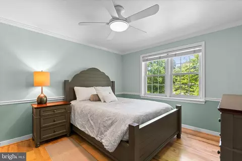 Bedroom - 2210 Washington Ave #101, Silver Spring, MD 20910 photo 4 of 6