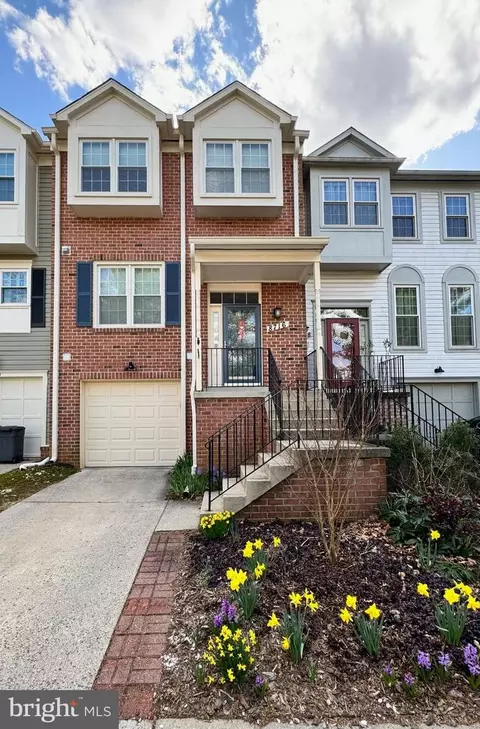 8716 Tryal Ct, Montgomery Village, MD 20886