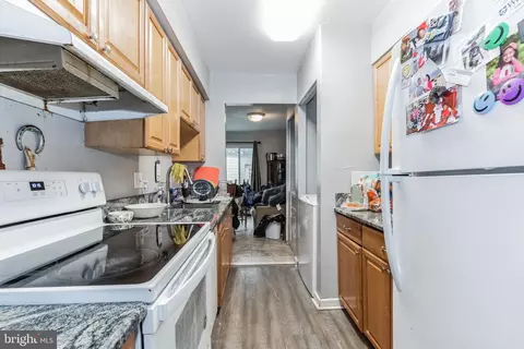 Kitchen - 17438 Hoskinson Rd, Poolesville, MD 20837 photo 1 of 1