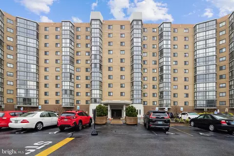 3330 N Leisure World Blvd #5-730, Silver Spring, MD 20906