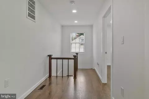 Entry Way - 4004 Sampson Rd, Silver Spring, MD 20906 photo 2 of 3