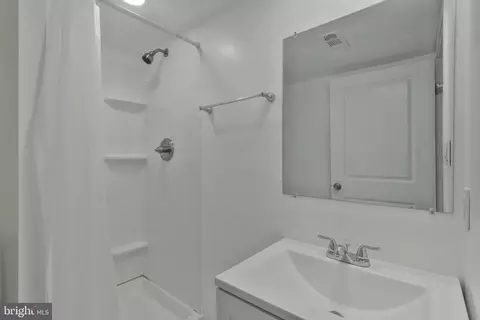 Bath - 4004 Sampson Rd, Silver Spring, MD 20906 photo 5 of 5