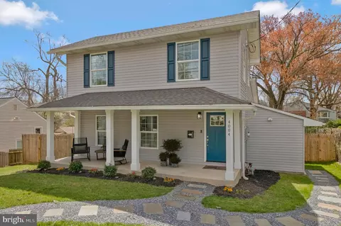 Exterior - 4004 Sampson Rd, Silver Spring, MD 20906 photo 4 of 7