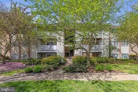 12213 Peach Crest Dr #904-L, Germantown, MD 20874