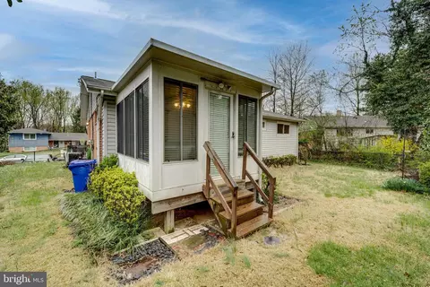 Exterior - 735 Whitaker Ter, Silver Spring, MD 20901 photo 5 of 7