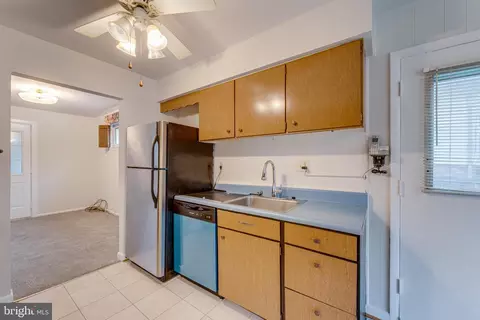 Kitchen - 735 Whitaker Ter, Silver Spring, MD 20901 photo 3 of 5