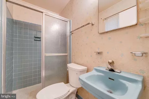 Bath - 735 Whitaker Ter, Silver Spring, MD 20901 photo 1 of 4