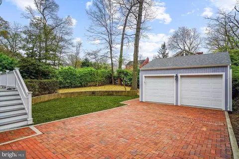 Exterior - 2714 Plyers Mill Rd, Silver Spring, MD 20902 photo 6 of 7