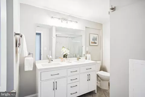 Bath - 2714 Plyers Mill Rd, Silver Spring, MD 20902 photo 1 of 1