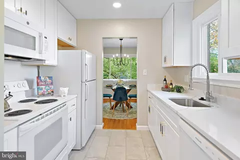 Kitchen - 1603 Sanford Rd, Silver Spring, MD 20902 photo 3 of 4