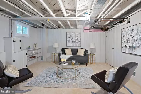 Living - 1603 Sanford Rd, Silver Spring, MD 20902 photo 6 of 6