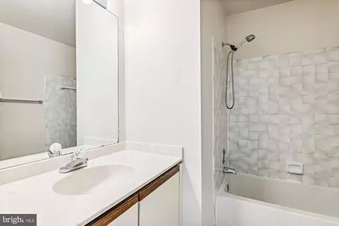 Bath - 12509 Greenhill Dr, Silver Spring, MD 20904 photo 2 of 8