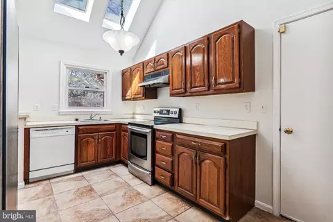 Kitchen - 12509 Greenhill Dr, Silver Spring, MD 20904 photo 5 of 6