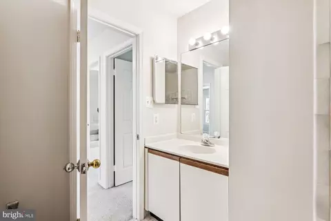 Bath - 12509 Greenhill Dr, Silver Spring, MD 20904 photo 4 of 8