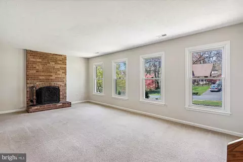 Living - 12509 Greenhill Dr, Silver Spring, MD 20904 photo 2 of 12