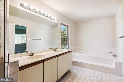 Bath - 12509 Greenhill Dr, Silver Spring, MD 20904 photo 5 of 8