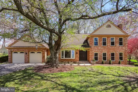 12509 Greenhill Dr, Silver Spring, MD 20904