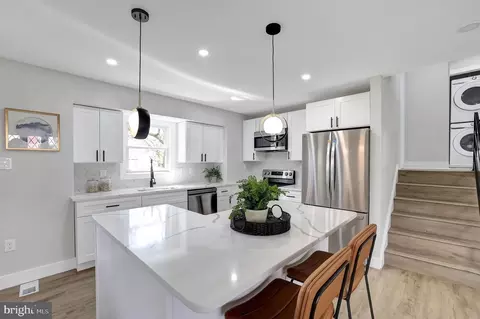 Kitchen - 3938 Isbell St, Silver Spring, MD 20906 photo 3 of 5