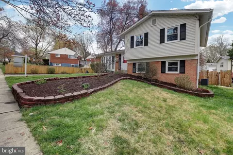 Exterior - 3938 Isbell St, Silver Spring, MD 20906 photo 2 of 4