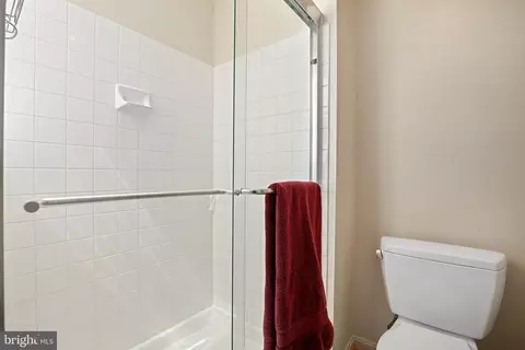 Bath - 14820 Rose Trellis Pl, Silver Spring, MD 20906 photo 3 of 7