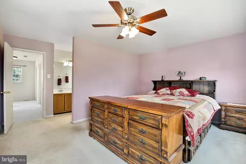 Bedroom - 14820 Rose Trellis Pl, Silver Spring, MD 20906 photo 5 of 8