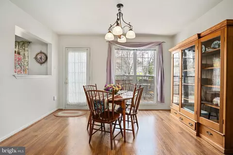 Dining - 14820 Rose Trellis Pl, Silver Spring, MD 20906 photo 4 of 9