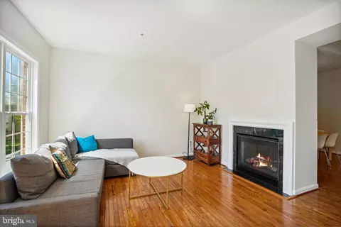 Living - 2511 Kensington Blvd, Silver Spring, MD 20902 photo 1 of 3