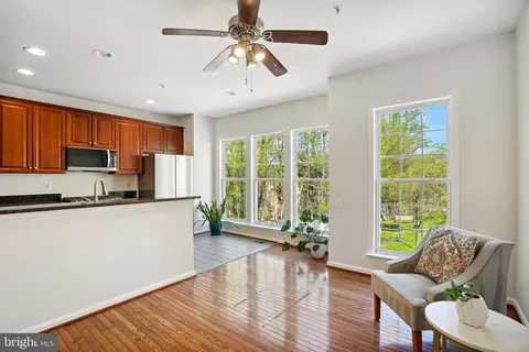 Living - 2511 Kensington Blvd, Silver Spring, MD 20902 photo 3 of 3