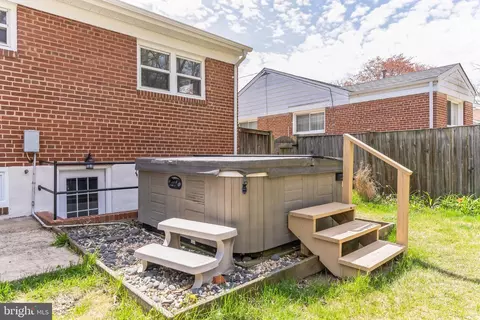 Exterior - 817 Orange Dr, Silver Spring, MD 20901 photo 5 of 9