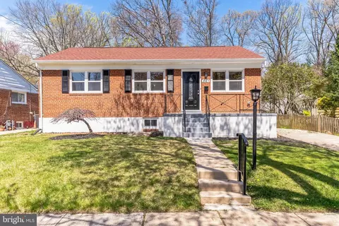 817 Orange Dr, Silver Spring, MD 20901