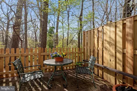 Exterior - 2046 Derby Ridge Ln #3-9, Silver Spring, MD 20910 photo 2 of 5