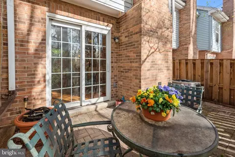 Exterior - 2046 Derby Ridge Ln #3-9, Silver Spring, MD 20910 photo 3 of 5