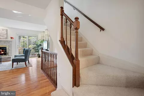 Entry Way - 2046 Derby Ridge Ln #3-9, Silver Spring, MD 20910 photo 1 of 2