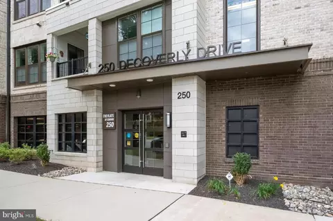 250 Decoverly Dr #228, Gaithersburg, MD 20878