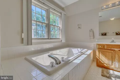 Bath - 1325 Atwood Rd, Silver Spring, MD 20906 photo 5 of 13