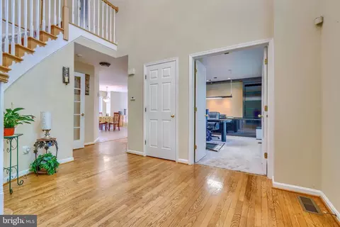 Entry Way - 1325 Atwood Rd, Silver Spring, MD 20906 photo 4 of 7