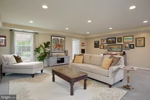 Living - 12705 Deep Spring Dr, Potomac, MD 20854 photo 5 of 10