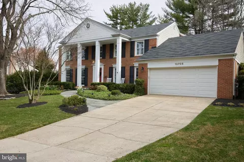 Exterior - 12705 Deep Spring Dr, Potomac, MD 20854 photo 2 of 18