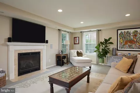 Living - 12705 Deep Spring Dr, Potomac, MD 20854 photo 4 of 10