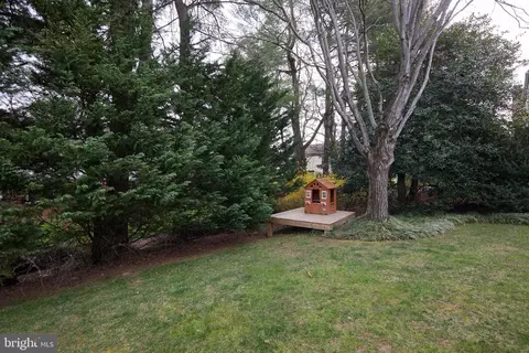 Exterior - 12705 Deep Spring Dr, Potomac, MD 20854 photo 11 of 18