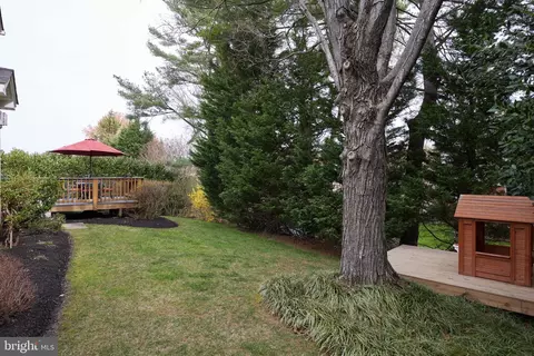 Exterior - 12705 Deep Spring Dr, Potomac, MD 20854 photo 6 of 18