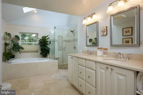 Bath - 12705 Deep Spring Dr, Potomac, MD 20854 photo 1 of 4