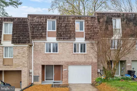 10437 Kardwright Ct, Montgomery Village, MD 20886