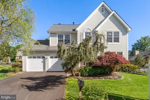 14616 Snapdragon Cir, North Potomac, MD 20878
