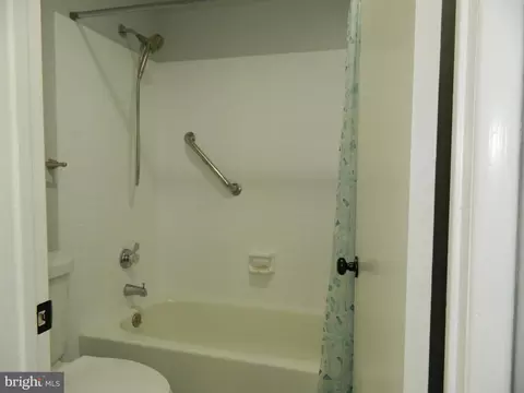 3501 Forest Edge Dr #14-1F, Silver Spring, MD 20906 photo 15