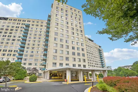 10500 Rockville Pike #601, Rockville, MD 20852