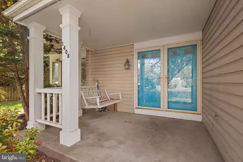 Exterior - 1408 Cavendish Dr, Silver Spring, MD 20905 photo 4 of 14